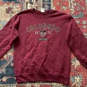 maroon Colorado pikes Peak crewneck